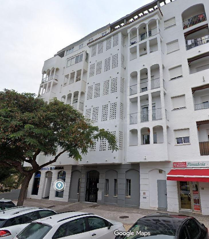 SE VENDE inmueble ALQUILADO en Algeciras - foto 4