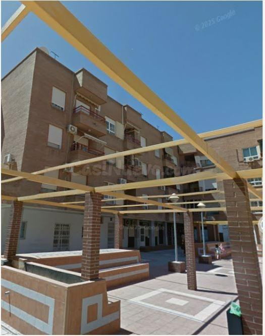 SE VENDE inmueble ALQUILADO en Almería