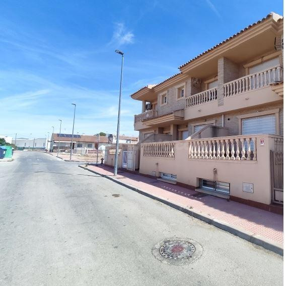 SE VENDE inmueble ALQUILADO en Torres de Cotillas (Las) - foto 2