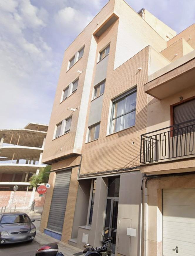 Se vende piso OKUPADO en CL ARQUITECTO GAUDI 1 ED GAUDI CAST - foto 2