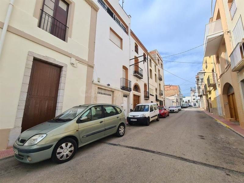 Inmuebe OKUPADO en Calle S Josep Alcanar (Tarragona).