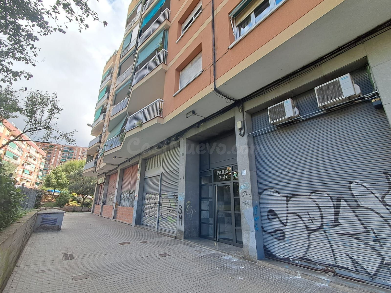 Se vende piso OKUPA situado en Calle París 2 de Badalona, Ba - foto 3