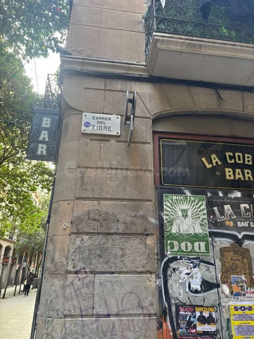 Se vende piso en Calle Tigre 15 de Barcelona, Barcelona.