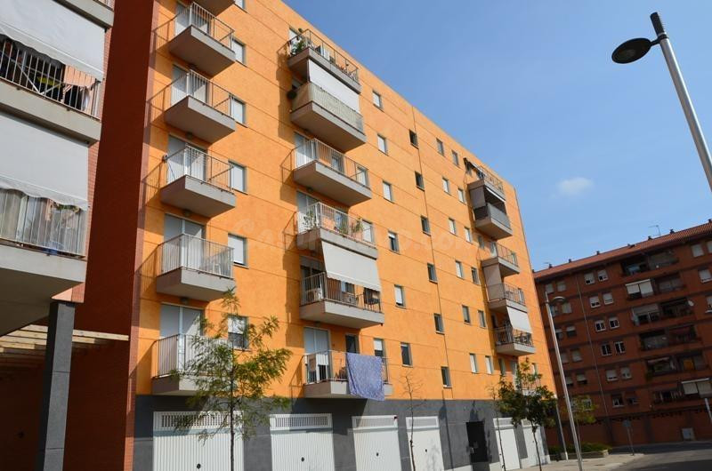 Se vende Piso OKUPADO en Calle Calle Riu Ter Nº 13 Tarragona - foto 4