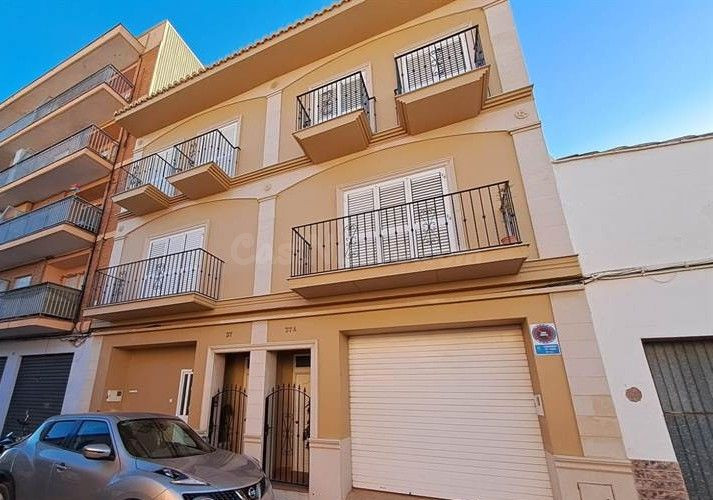 Casa 4 habitaciones 228m² en venta - Casco Antiguo