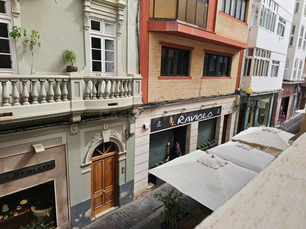 Dúplex comercial en venta en Triana – Calle Arena nº 6 - foto 2