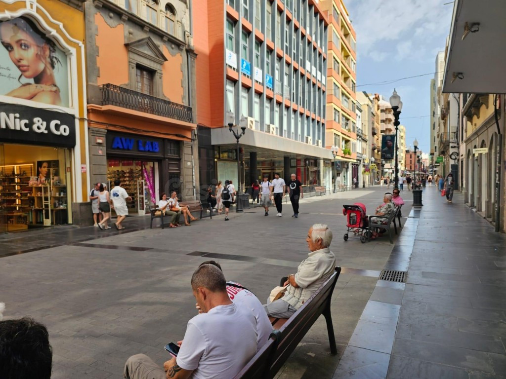 Dúplex comercial en venta en Triana – Calle Arena nº 6 - foto 3