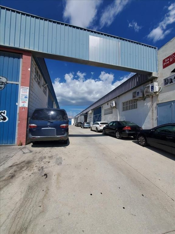 Nave industrial 4 habitaciones 496m² en venta - Cataluña