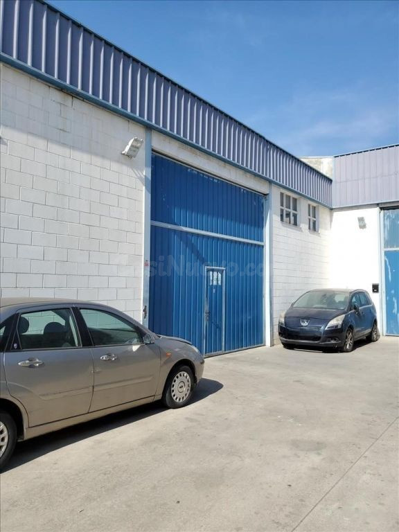 Nave industrial 4 habitaciones 496m² en venta - Cataluña - foto 3