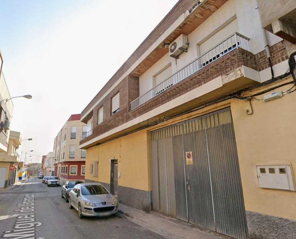 SE VENDE Local en Calle Unamuno Alguazas (Murcia) - foto 2