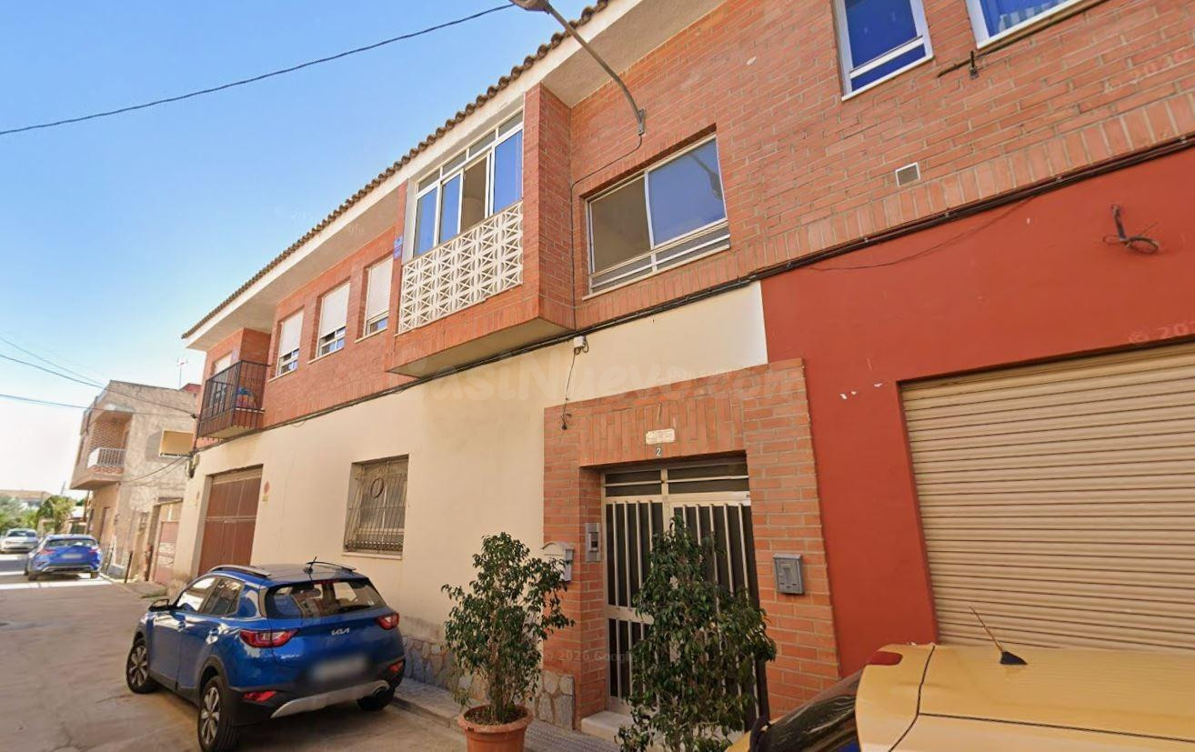 SE VENDE PISO OKUPADO EN Calle MARTINEZ TORNEL Nº 2 Murcia ( - foto 2