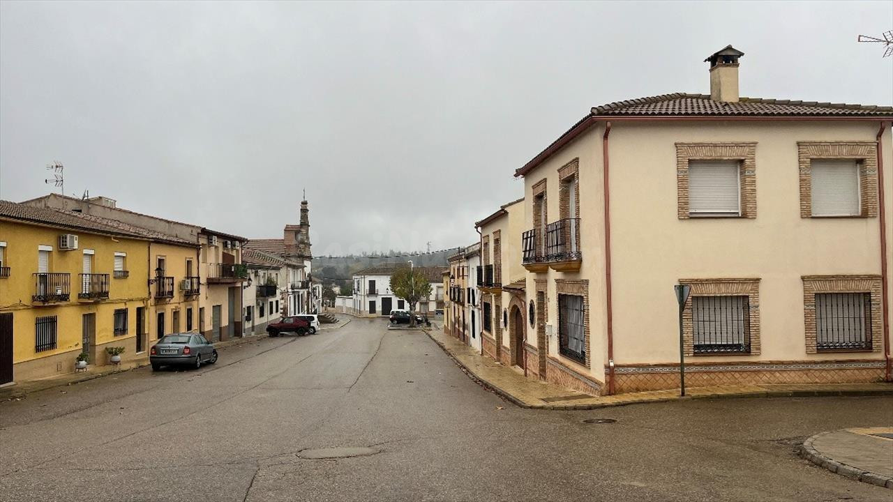 SE VENDE PISO OKUPADO EN Calle CERVANTES,7 Carolina, La (Jaén)