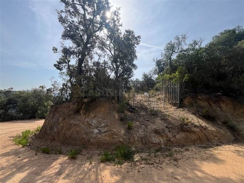 SE VENDE CASA OKUPADA EN URBANITZACIÓ FERMINA 28, LLORET DE  - foto 2