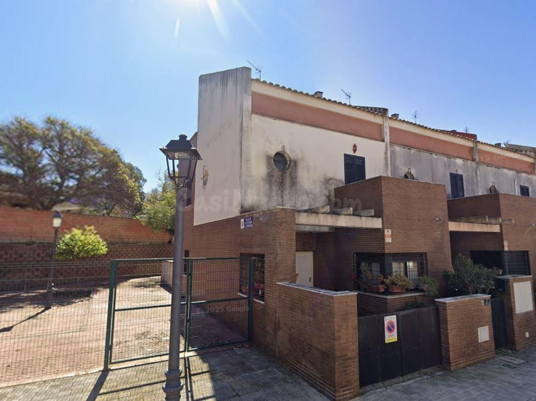 SE VENDE CASA ADOSADA OKUPADA SITUADA EN C/ del Progreso 12, - foto 3