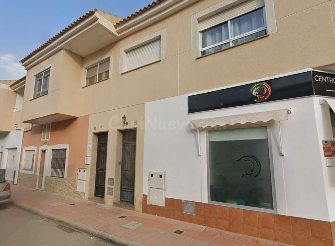 SE VENDE PISO OKUPADO EN C/ RIO GENIL 20, TORRE-PACHECO (MUR - foto 2