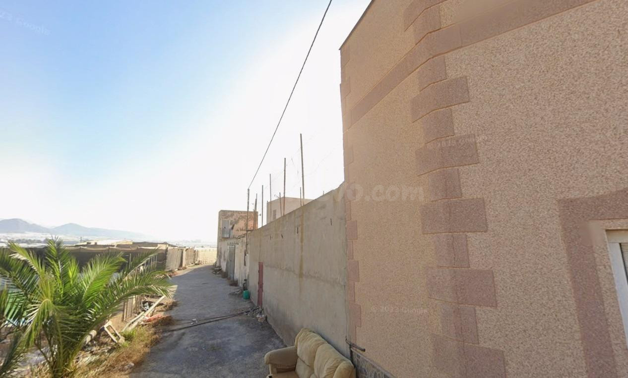 Se vende casa OKUPA en Paraje Loma del Bosque 57 de El Ejido
