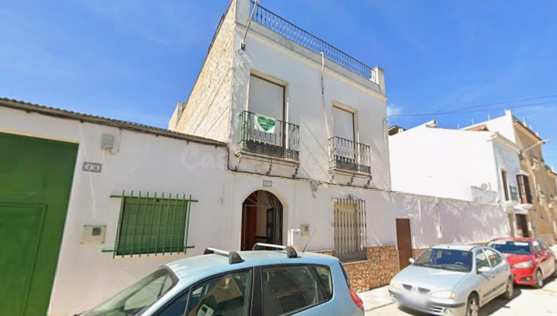 Se vende casa OKUPADA en Calle Violeta 23 de Pedrera, Sevill - foto 2