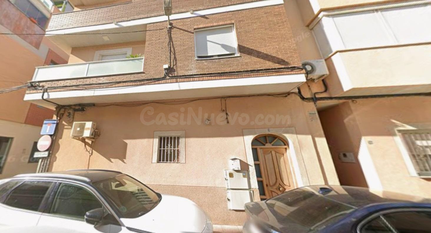 Se vende piso OKUPADO en Calle Antonio Moratón Cerezo (Edifi - foto 2