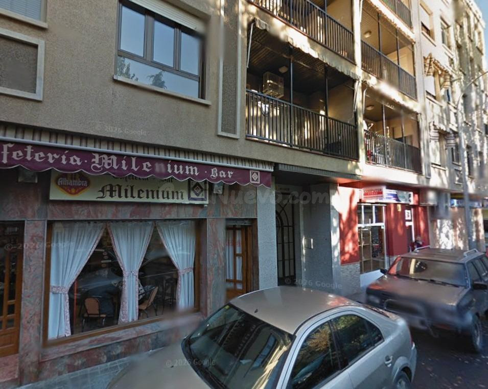 Se vende local comercial OKUPA en Calle Moraima 3 de Guadix,