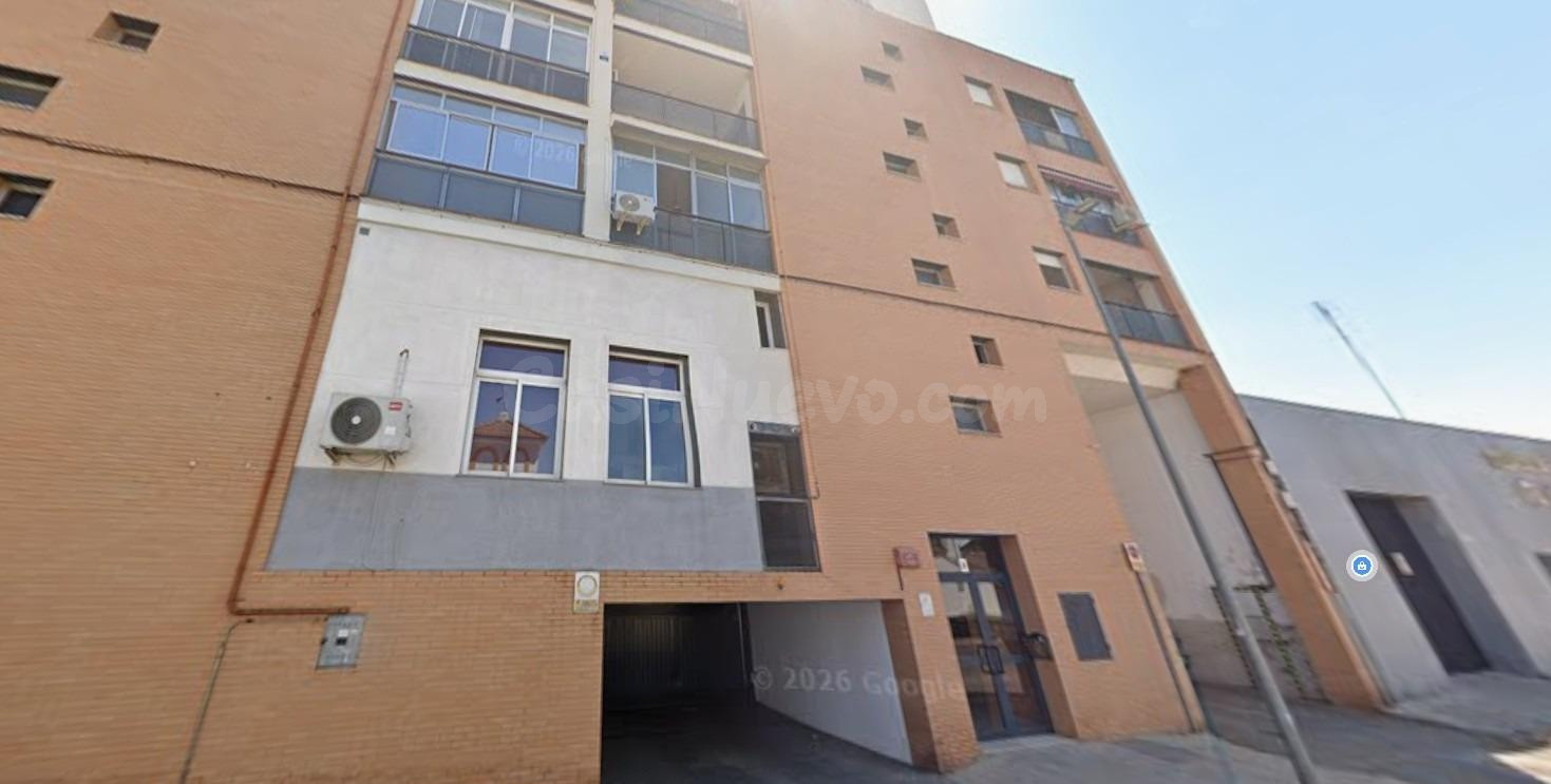 Se vende piso OKUPADO en Calle Zacarias de la Hera 30 en Alm