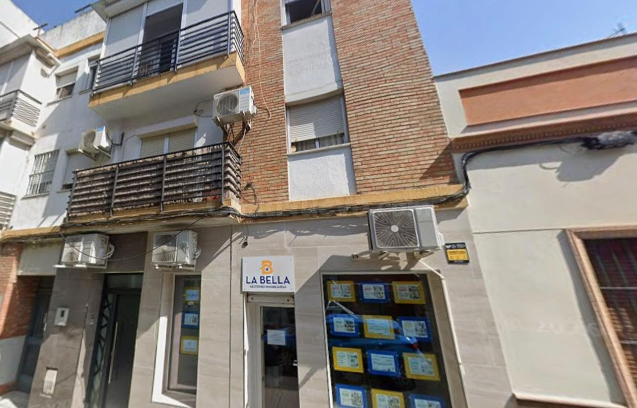 Se vende piso OKUPADO en Rúa Soria 18 de Sevilla, Sevilla. - foto 3