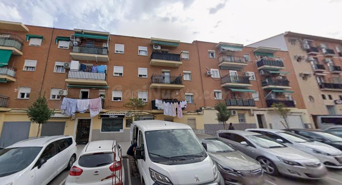 Se vende piso OKUPADO en Rúa Foso 93 de Aranjuez, Madrid. - foto 2