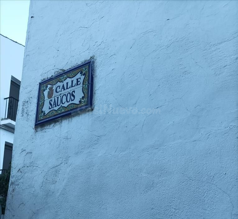 SE VENDE PISO OKUPADO EN Calle Saucos Nº 18 Ubrique (Cádiz) - foto 4