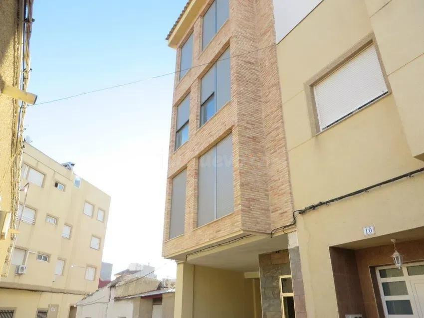 SE VENDE PISO OKUPADO en Calle SAN PEDRO,17 Pl:2 Pt:A Santom