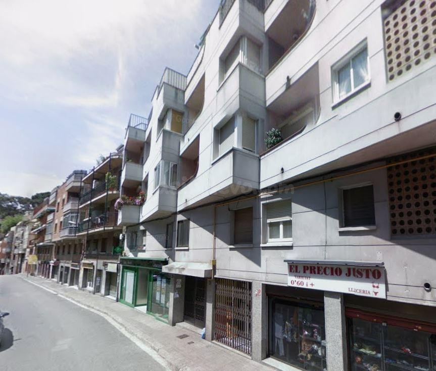 SE VENDE PISO OKUPADO situado en Calle Santuari Nº 23 Barcel - foto 3