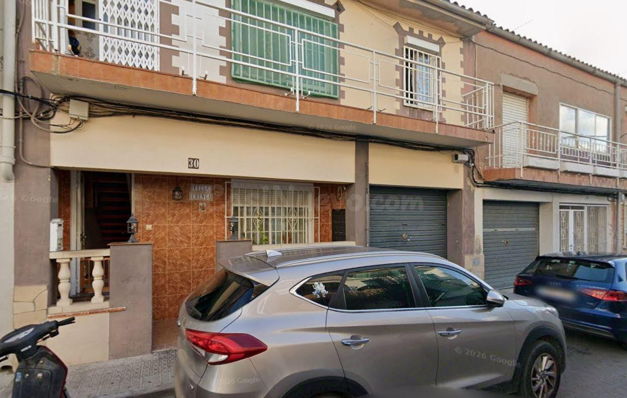 SE VENDE CASA OKUPADA en Calle Doctor Ferran Nº 30 Sant Pere - foto 3