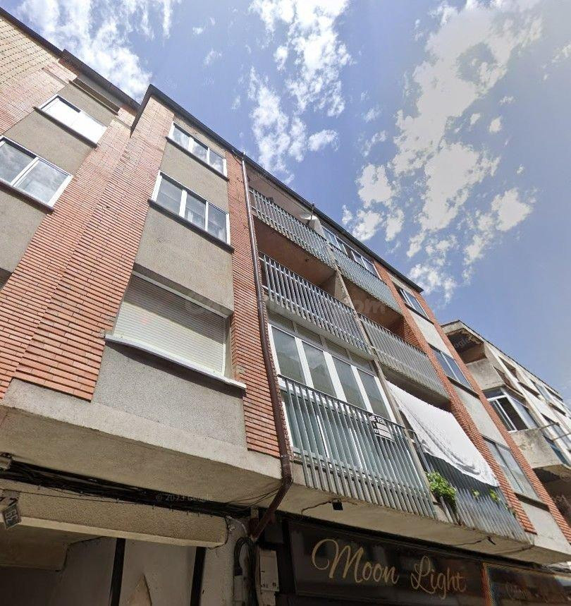 SE VENDE PISO OKUPADO EN Calle Pedrote Nº 41 Aranda de Duero - foto 3