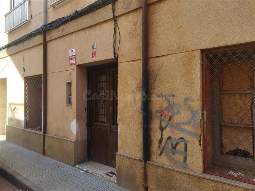SE VENDE PISO OKUPADO en Calle Luna Murcia (Murcia) - foto 2