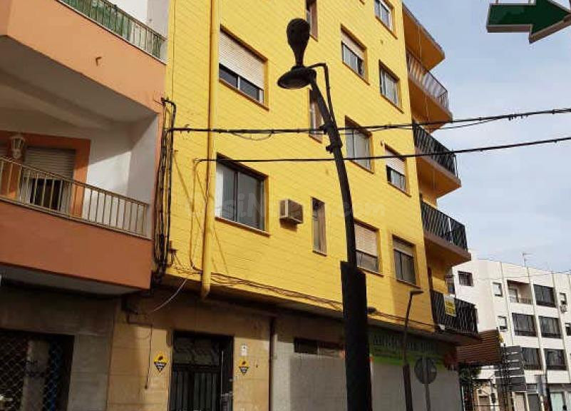 SE VENDE PISO OKUPADO EN Calle San Jose Nº 11 Roquetas de Ma - foto 2