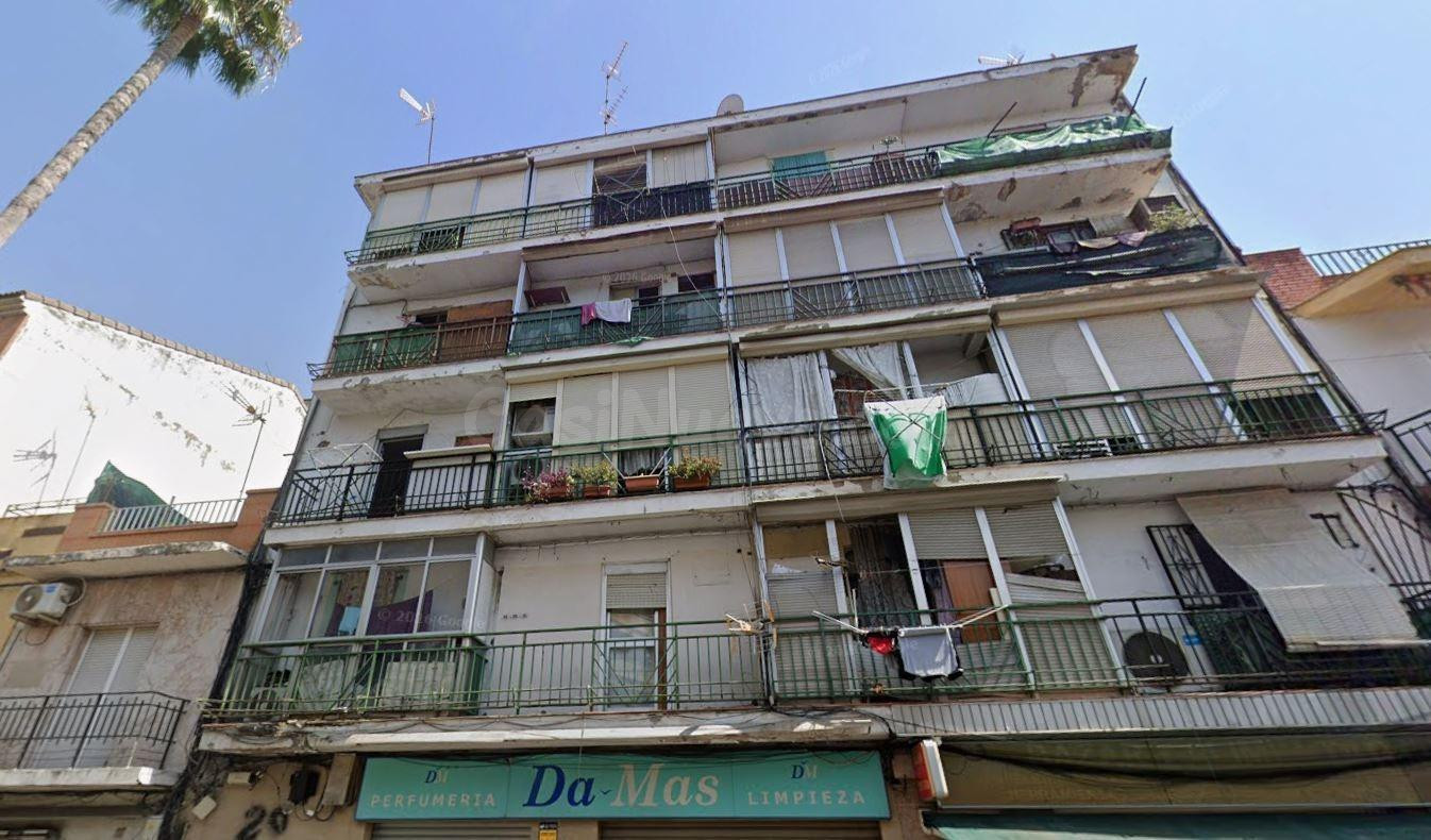 SE VENDE PISO OKUPADO en C/ Ingeniero La Cierva Nº 20 Sevill - foto 3