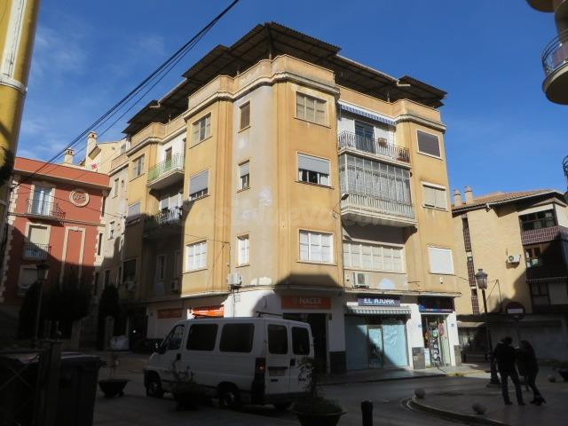 VENTA DE PISO OKUPADO EN CALLE ESCOLANIA NIÑOS CANTORES GUADIX (GRANADA)