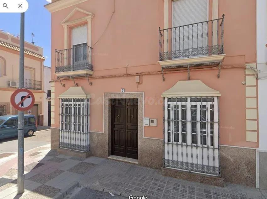 SE VENDE PISO OKUPADO EN C/ CARABELA,5 Lebrija (Sevilla)