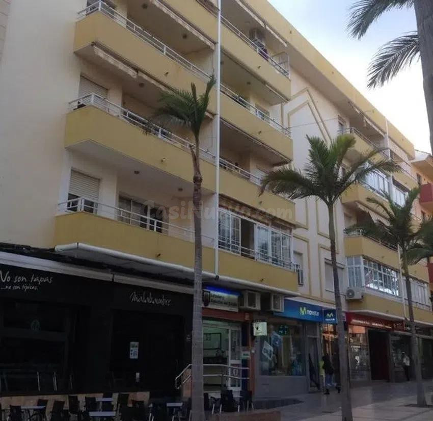 SE VENDE LOCAL OKUPADO en AV BLAS INFANTE, BENALMADENA (MÁLA - foto 3