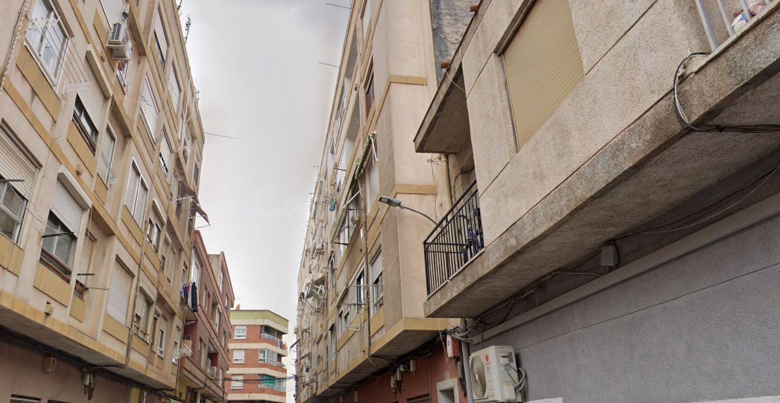 Se vende Piso OKUPADO en Calle Alcoy 36 Elda, (Alicante/Alac - foto 3