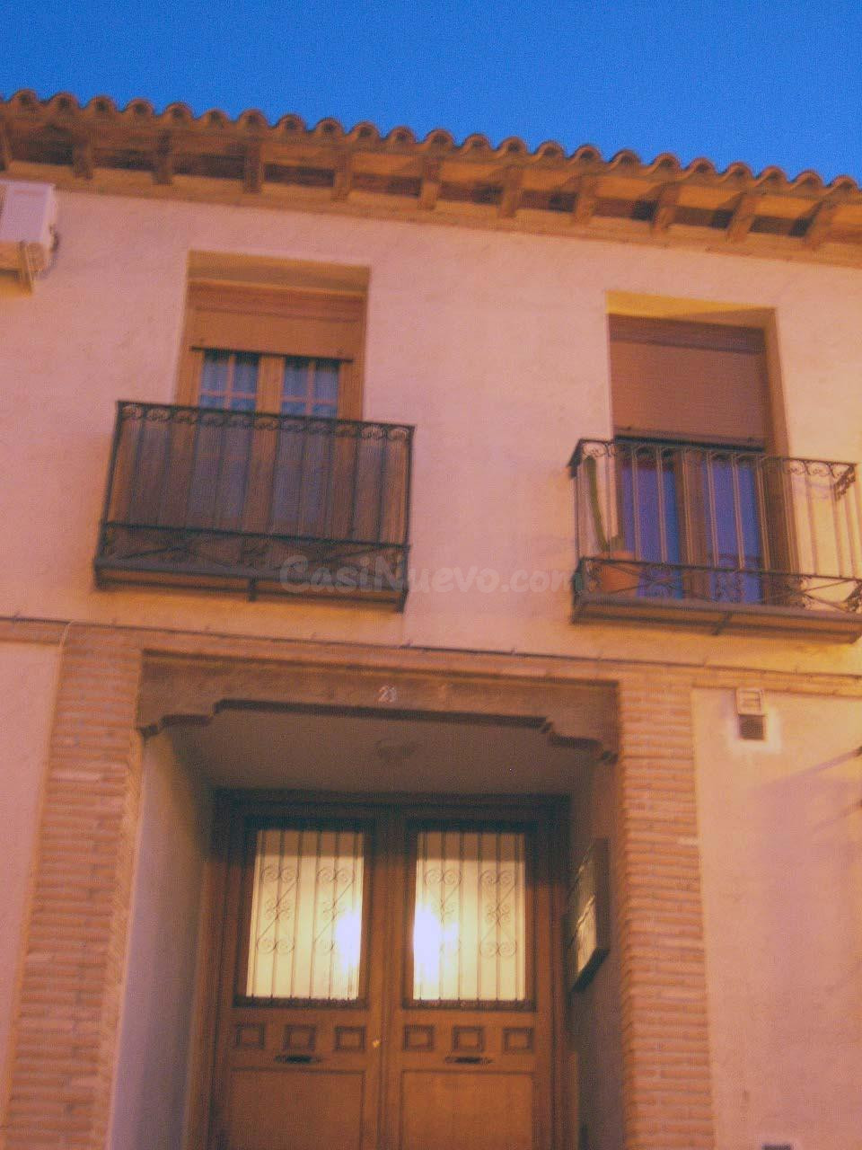 Se vende Casa Adosada OKUPADA en CL FRANCISCO DE GOYA 21 Chinchón, (Madrid).