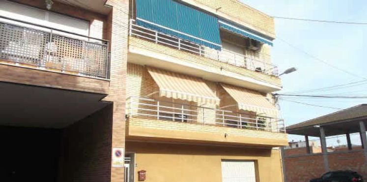 Se vende Piso OKUPADO en Santa Lucia 48 Murcia, (Murcia).