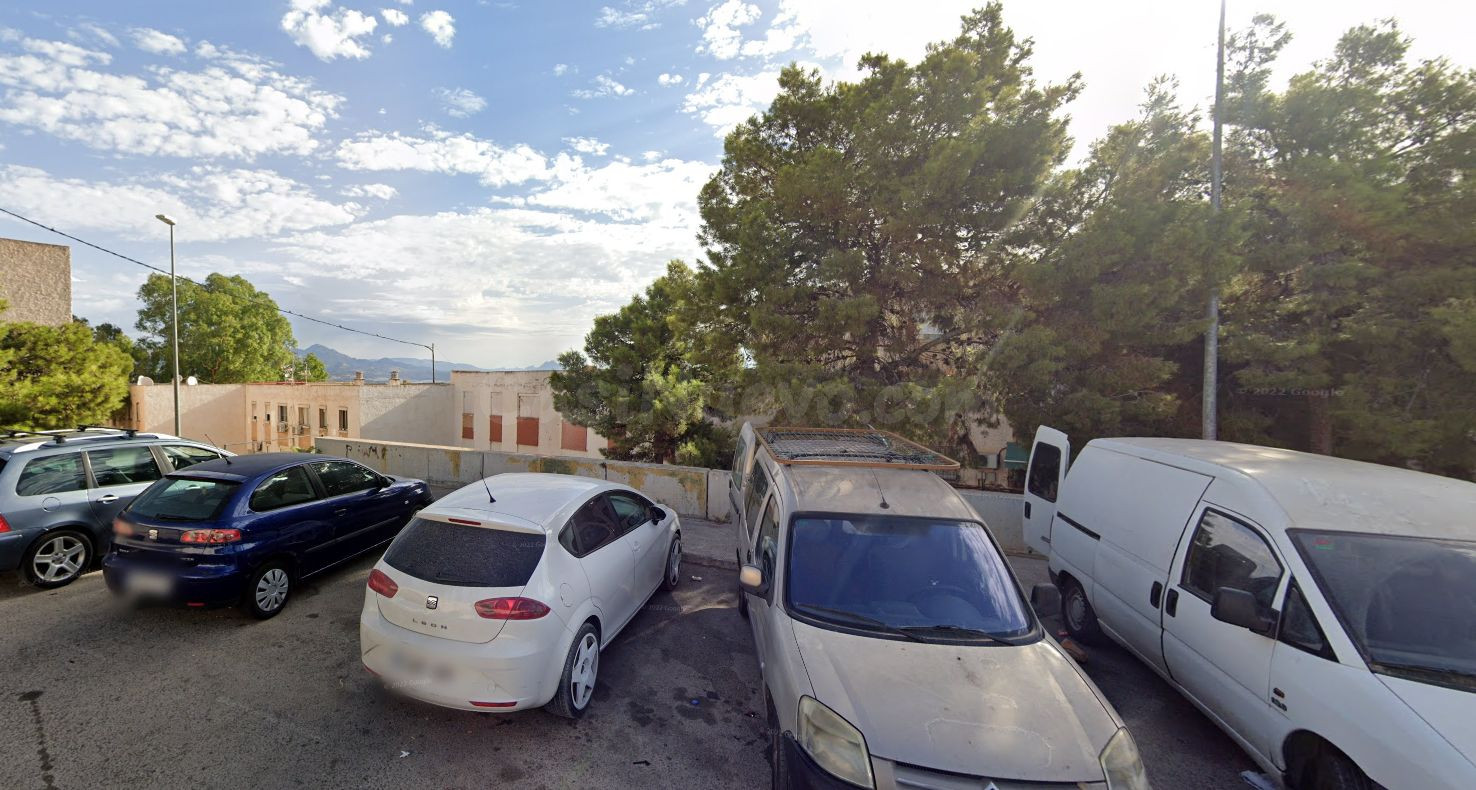 Se vende Piso OKUPADO en Lomas Del Garbinet- Arcipreste De H - foto 2