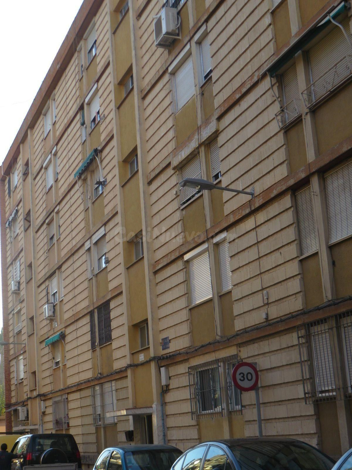 Se vende Piso OKUPADO en Puente Tocinos 8 Murcia, (Murcia).