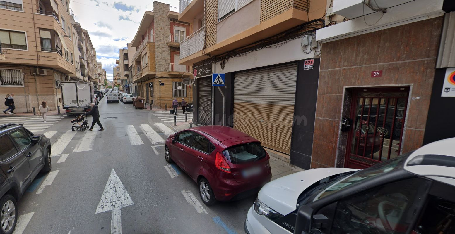 Se vende Piso OKUPADO en Don Quijote 38 Elda, (Alicante/Alac - foto 3