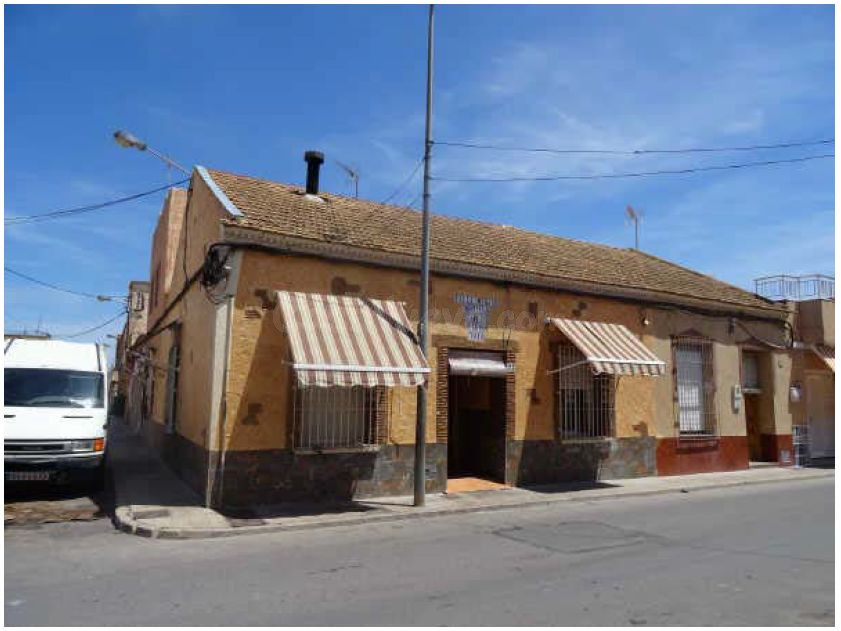 Se vende Casa Adosada OKUPADA en La Campana 22 Cartagena, (M - foto 3