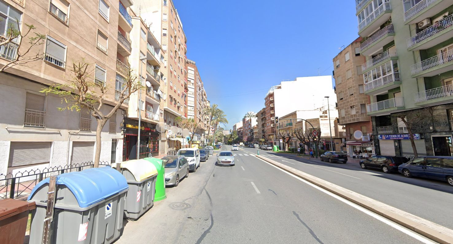 Se vende Piso OKUPADO en Sant Vicent Ferrer 15 Crevillent, ( - foto 3