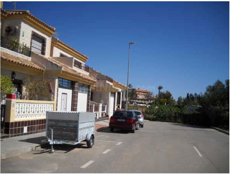 Se vende casa Adosada OKUPADA en Reina Sofía 6 Murcia, (Murc - foto 3