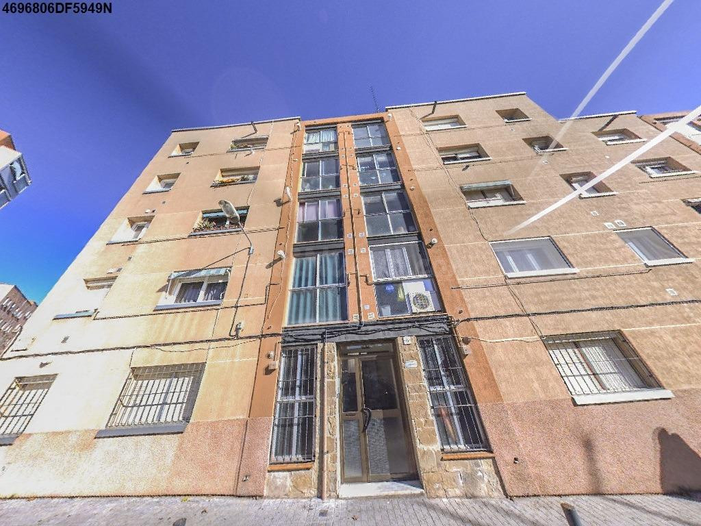 Se vende Piso OKUPADO en Don Quijote 6 Mataró, (Barcelona). - foto 4