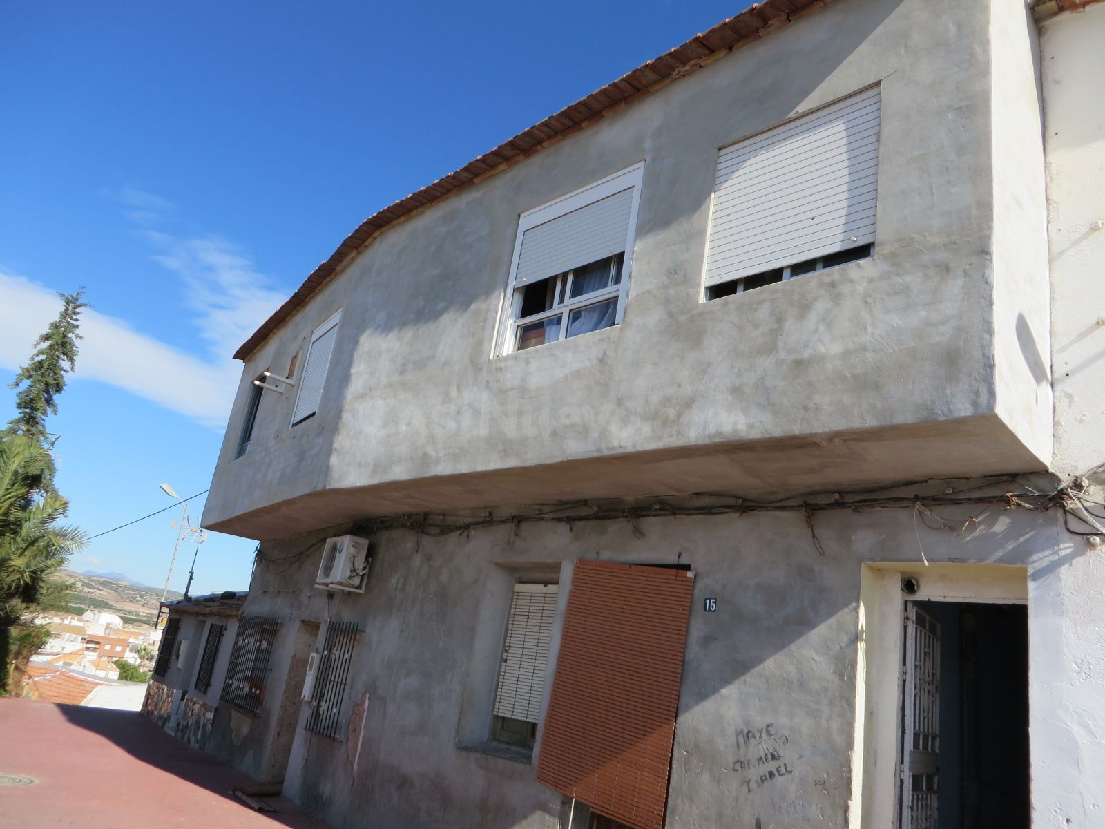 Se vende Casa Adosada OKUPADA en La Cruz 58 Murcia, (Murcia).