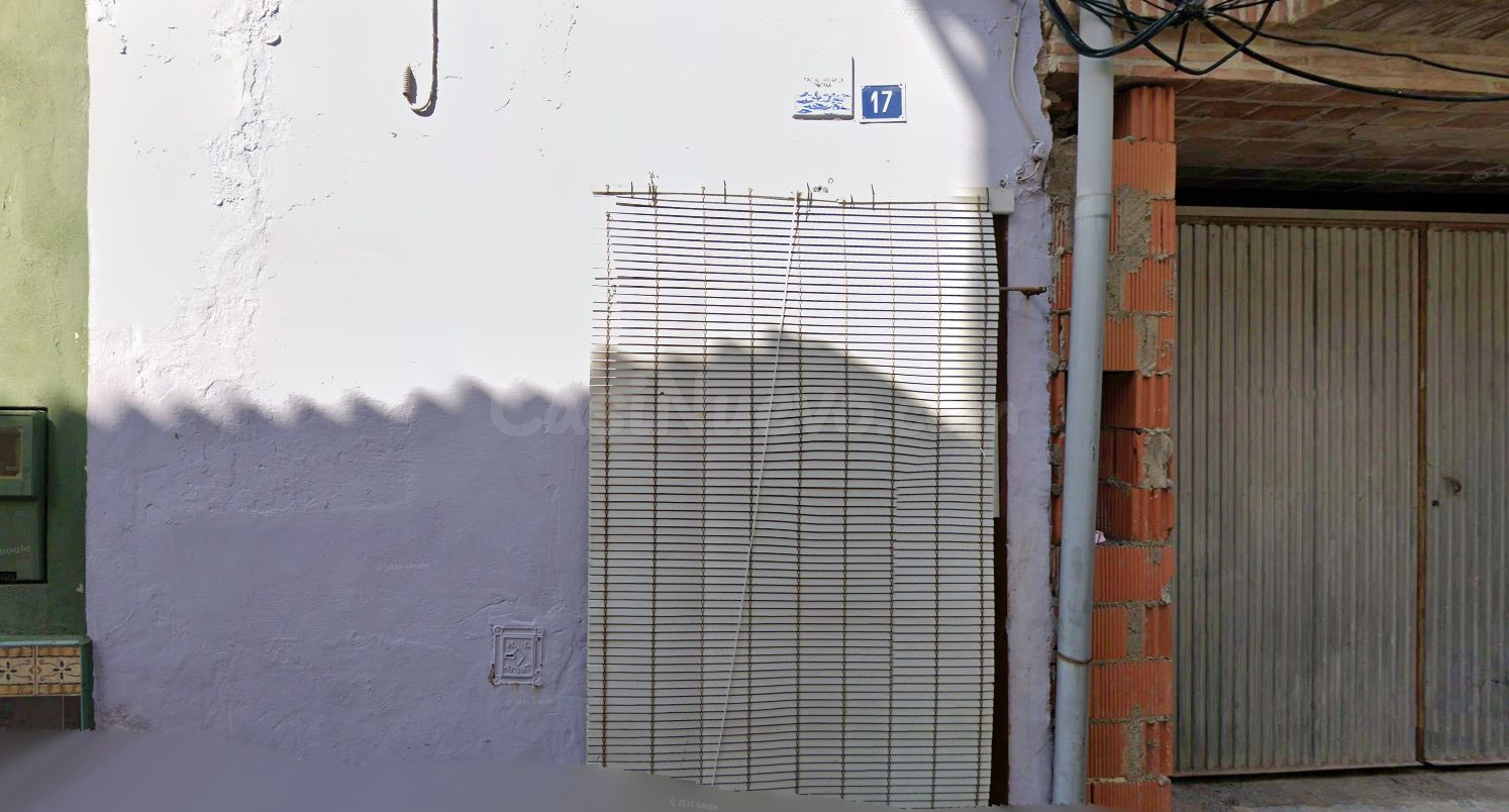 Se vende Casa OKUPADA en San Bonifacio 17 Carcaixent, (Valencia/València).