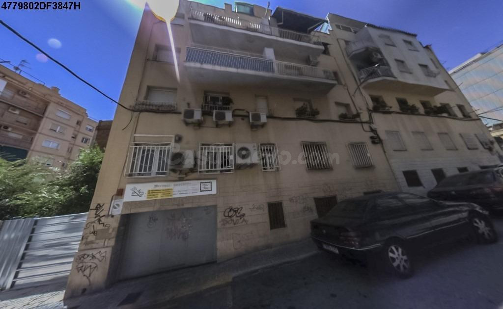 Se vende Piso OKUPADO en Pérez Galdós 14 de Badalona, Barcel - foto 5
